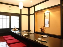 Hình ảnh Cho thuê MT Lý Tự Trọng ngay Trương Định, P. Bến Thành, Q1, 500m2