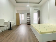 Hình ảnh Cho thuê Trang Chủ MB66.COM / Đăng Ký Tặng 66K 1PN Balcon Cửa Sổ Lớn Cao Thắng Quận 10, gần Hồ Kỳ Hoa