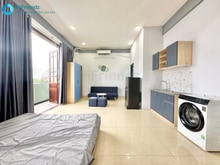 Hình ảnh Cho thuê studio full nội thất, bancol cực thoáng gần Phạm Văn Đồng