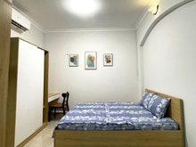 Hình ảnh Cho Thuê Căn Hộ Full Nội Thất Cửa Sổ Lớn Tách Bếp Khu Sân Bay