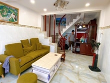 Hình ảnh Trung Tâm Quận 10 - Ngay vòng xoay Lý Thái Tổ - 4 tầng (3,1 x 8,1m)