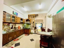 Hình ảnh Bán nhà mặt tiền Hải Châu 3 tầng kiên cố sỏ hữu chỉ 4ty650