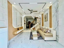 Hình ảnh Phan Huy Ích, Tân Bình- Hẻm nhựa Xe tải - 4 tầng 70m2 - Sổ vuông vức.