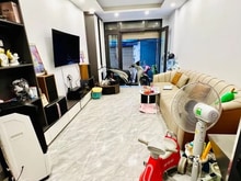 Hình ảnh Bán nhà Nguyễn Trãi, oto, gần phố, ở ngay, 36m*5 tầng. Chỉ 7.35 tỷ.