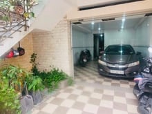 Hình ảnh Nhà đẹp 4 tầng ngang 5m - Có thang máy - Hẻm xe tải -Ngay Lê Trọng Tấn