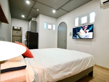 Hình ảnh Căn Hộ Ban Công Full Nội Thất Cửa Sổ Lớn Tách Bếp Khu Sân Bay