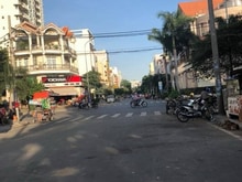Hình ảnh Bán nhà MT đường Chợ Lớn, DT: 4.5 x 18m,3.5 tấm, giá 12.7 tỷ giá tốt