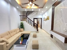 Hình ảnh Bán Nhà **Ngọc Thuỵ**, 36 M2, Sáng Thoáng, Sát Ô Tô, Nhỉnh 4 Tỷ