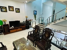 Hình ảnh Cho thuê nhà nguyên căn 5PN đường Anh Thơ, Nam Việt Á - 16tr/tháng