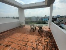 Hình ảnh Nhà tx25 5x20m trệt 3 lầu 4pn.5wc phòng thờ và sân thượng. Hẻm xh 10tr