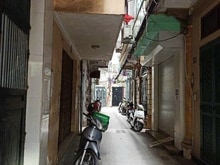 Hình ảnh Nhà khu vực Kim Ngưu ngõ phân lô ba gác tránh xe máy