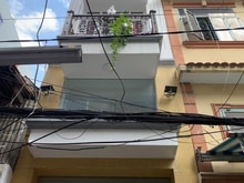 Hình ảnh SIÊU PHẨM!!! CMT8, P4, Q3. 6 tầng giá chỉ 6 tỷ