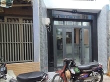 Hình ảnh Cho thuê nhà mới 493/12 Đoàn Văn Bơ, 2 PN, 2wc, 2 lầu, Nôi Thât CB
