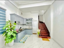 Hình ảnh Bán Nhà **Ngọc Thuỵ**, 46 M2, Ngõ Ô Tô, Giá 5 Tỷ