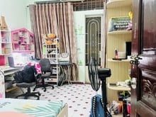 Hình ảnh NHÀ gần trường học - CMT8 Q10- GIÁ TỐT- xem là thích
