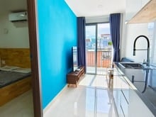 Hình ảnh Trống lại phòng ban công ngập tràn ánh sáng quận 3
