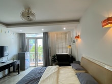 Hình ảnh 1 cái studio full nội thất, gần Lotte hầu như không ai để í