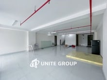 Hình ảnh Trống mặt bằng rộng hơn 120m2 mặt tiền đường hưng gia