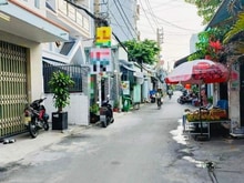 Hình ảnh GV. Hot! Nhà HẺM 8M đường Phạm Văn Chiêu. 120m2, C4, gần CV Làng Hoa.