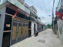 Hình ảnh Bán nhà gần hội trường đông hoà Dĩ An BD 70m2 có thương lượng