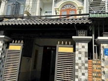 Hình ảnh Bán Nhà ngộp giảm giá mạnh gần TTYT Dĩ An BD