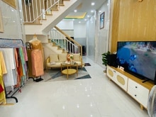 Hình ảnh CHẬM LÀ MẤT! Bán Nhà 2 Tầng Cực Đẹp HXH CMT8, 43m2, 6.8 Tỷ TL
