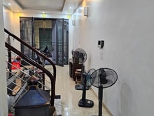 Hình ảnh Hồng Mai 38M 5.15 tỷ - Nhà còn mới đẹp, thoáng - Gần Phố ô tỗ đỗ cổng