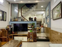 Hình ảnh Hẻm xe hơi gần mặt tiền, Bán nhà 2 tầng 72m2 sổ đẹp vuông vức