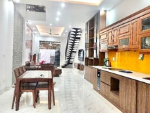 Hình ảnh Bán Nhà Ngô Gia Tự 80m2-4t-Mt 4.5m- DÂN XÂY-FULL NỘI THẤT- hơn 6 tỷ