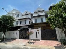 Hình ảnh Cho thuê nhà phố dạng biệt thự mini, Thạnh Xuân Q12