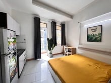 Hình ảnh studio ban công giá rẻ ngay CMT8 gần vòng xoay dân chủ_tòa nhà Viettel