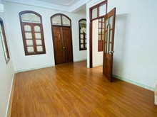 Hình ảnh Bán nhà Khúc Thừa Dụ _ Tiện ích đầy đủ _ lô góc _ hơn 8 tỷ