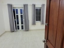 Hình ảnh Cho thuê nhà Hà Huy Giáp gần ngã tư ga DT 4x18m trệt 2lầu 4pn.3wc 10tr