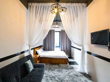 Hình ảnh 1pn ban công, full nội thất, đường hà huy tập, tân phong, Q7