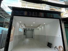 Hình ảnh Cần bán nhà đẹp 2 tầng, vị trí đắc địa, gần Him Lam Q7 nhỉnh 5 tỷ TL