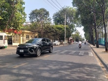 Hình ảnh Nhà đẹp Linh Chiểu, 4 tầng, 5 pn, hẻm 6m, 7phút ra Vin Thủ Đức, hơn 8T