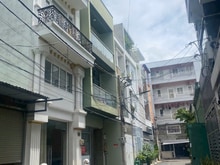 Hình ảnh Nhà 4 tầng Hoàng Diệu 2, Thu Duc. xe hơi vào nhà, nhà đẹp, hơn 9 tỷ tl