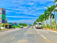 Hình ảnh Chính chủ cần bán gấp lô đất đẹp ngay trung tâm hành chính Long An.