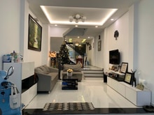 Hình ảnh VÀO Ở NGAY! Bán Nhà 5 Tầng Cực Đẹp Trường Sa, 40m2, 7 Tỷ TL