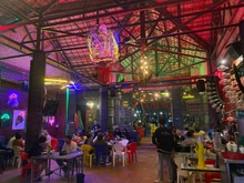 Hình ảnh Cho thuê nhà cấp 4 ngang 10m , 250m2 đường trần hưng đạo view sông
