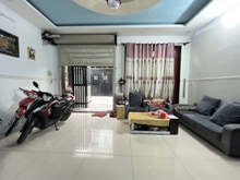 Hình ảnh Nhà đẹp 2 tầng BTCT Ngang 6 dài 10 hẻm ô tô khu vip Lê Văn Quới