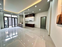 Hình ảnh Sát MẶT TIỀN, ngay PHAN XÍCH LONG 75M2, ngang 5.6m, 4PN, nhỉnh 6 tỷ