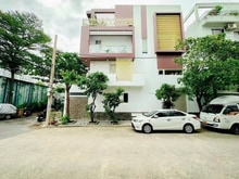 Hình ảnh VỊ TRÍ ĐẸP –CĂN GÓC  5x14m 3 Lầu Sân Thượng KDC KIM SƠN.TÂN PHONG.Q7