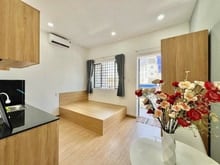 Hình ảnh Cho Thuê Căn Hộ Dịch Vụ Full Nột Thất Có Ban Công Gần Ngã 4 Bảy Hiền