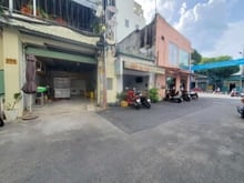 Hình ảnh Mặt Bằng Ngay Khu Trung Tâm Nguyễn Văn Lượng