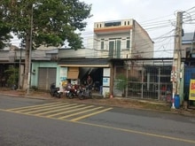 Hình ảnh Bán Nhà trệt lầu MT Nguyễn Hữu Cảnh Tp Dĩ An . BD