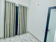 Hình ảnh Bán Nhà 2 Tầng Đẹp, Nhỏ 20m2,Q12,Shr,hxh Giá Rẻ 2.3 Tỷ.