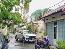 Hình ảnh Bán gấp nhà hẻm xe hơi Đường Số 79 Phường Tân Quy Q7