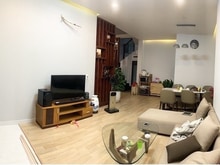 Hình ảnh Bán Nhà Quận Bình Thạnh, đường Nguyên Hồng, 3 Tầng, 77m2
