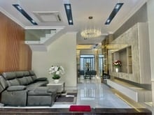 Hình ảnh Một căn nhà rất hiện đại mới xây ngay mặt tiền đường view sông